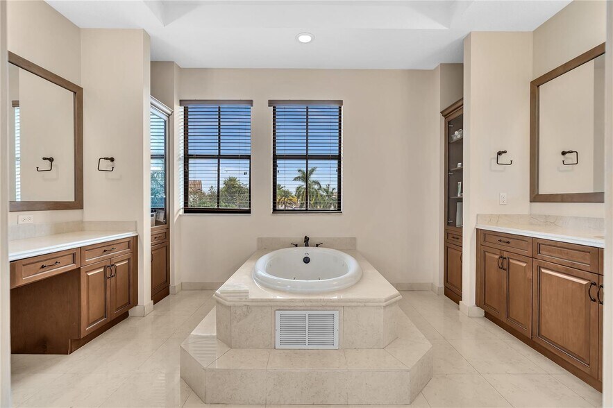 Building Photo - 3351 NW 82nd Way