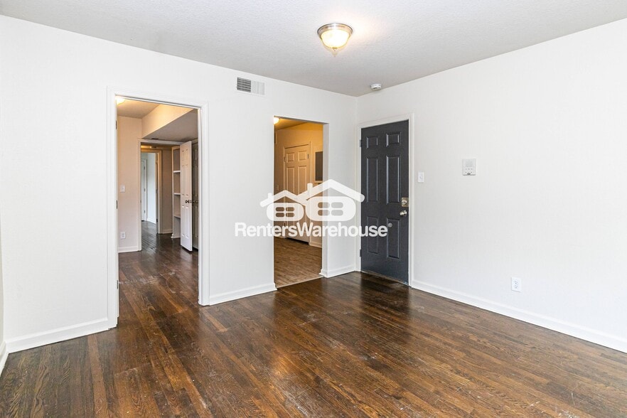 Building Photo - 2912 Lockridge St