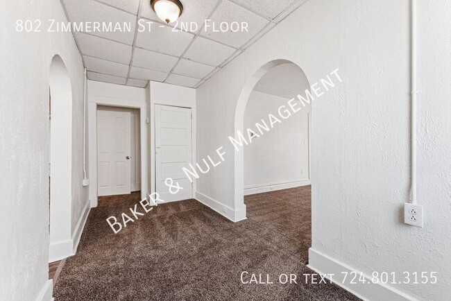 Building Photo - 802 Zimmerman St