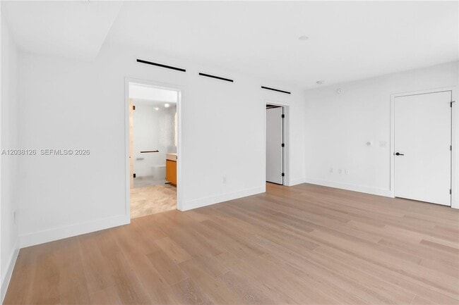Building Photo - 1176 97th St