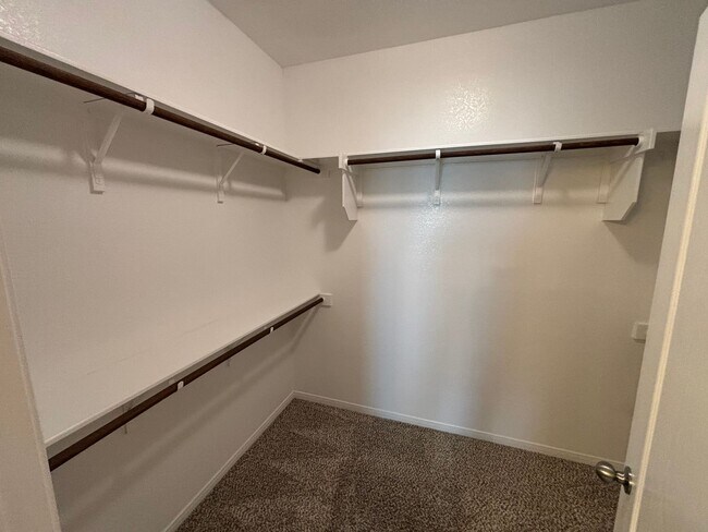 Building Photo - 7717 Hickman St