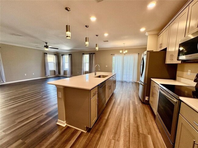 Building Photo - 4517 Reisswood Lp