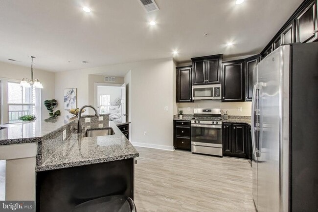 Building Photo - 10020 Ruffian Wy