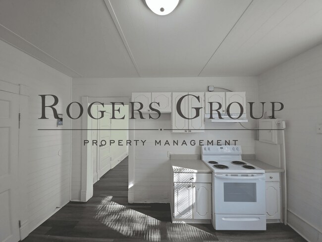 Building Photo - 121 Burwell Ave