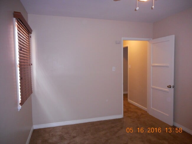 Building Photo - 1111WA