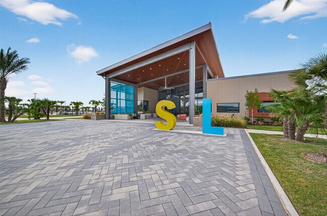 Building Photo - 1028 Laguna Cv Dr