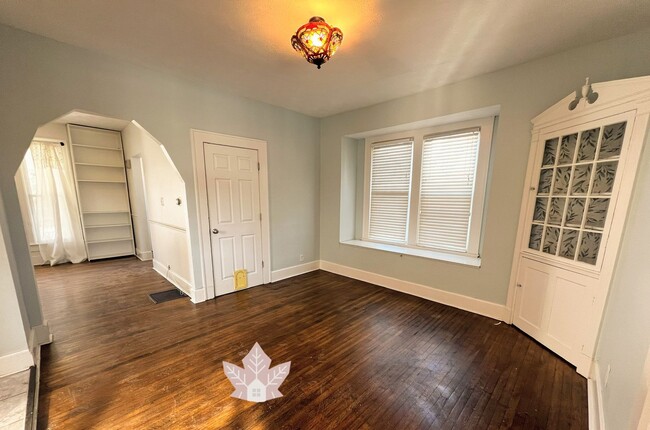 Building Photo - Cozy Cottage of Historic Irvington