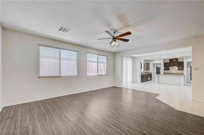 Building Photo - 6637 Cliff Shore Ct
