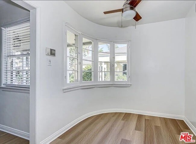 Building Photo - 1430 Ocean Park Blvd