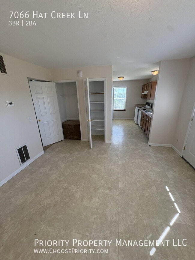 Building Photo - 7066 Hat Creek Ln