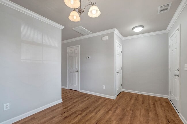 Building Photo - Beautiful Townhome in Antioch