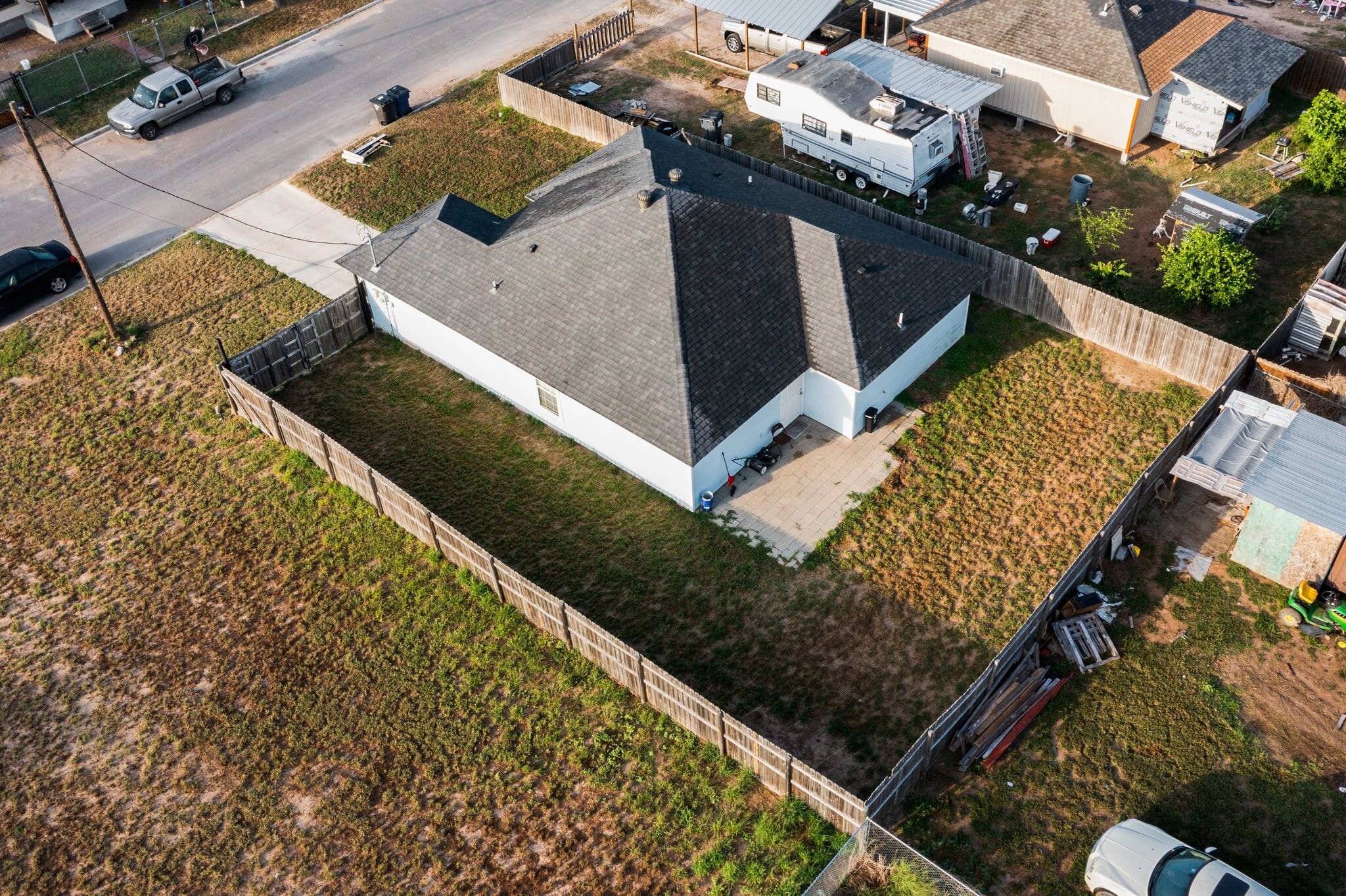 Building Photo - 5615 JJ Ln