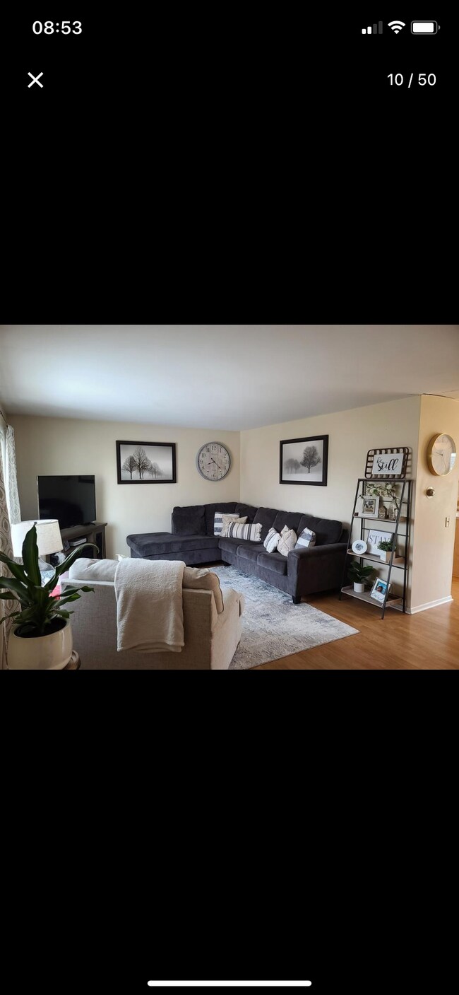 Building Photo - 873 Lincoln Ave