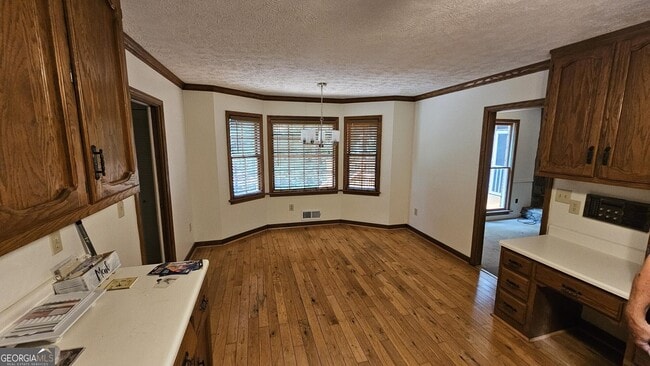 Building Photo - 2858 Livsey Dr