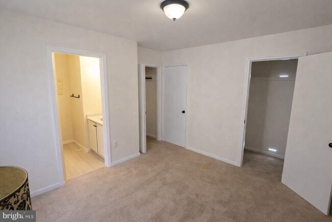 Building Photo - 4170 Old Washington Rd