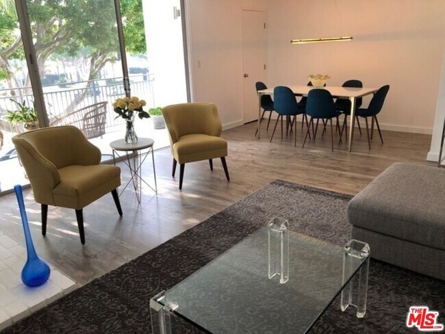 Building Photo - 9297 Burton Wy