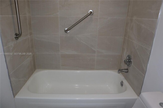 Building Photo - 8500 Sunrise Lakes Blvd