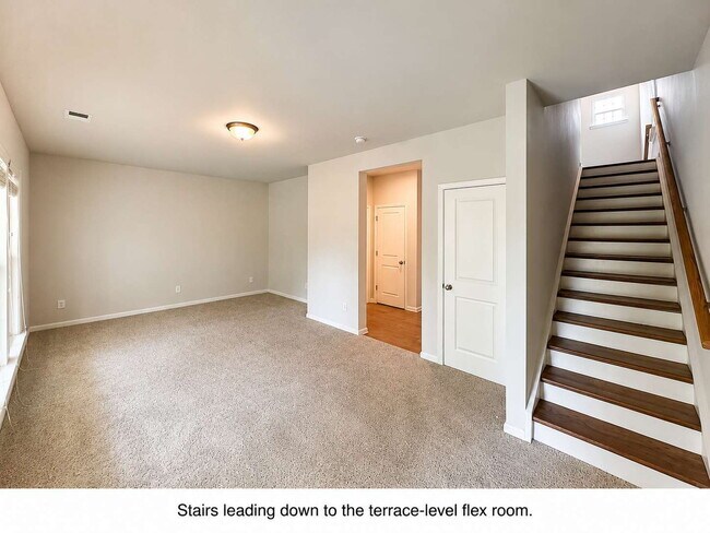 Building Photo - Like-New 3BR/3.5BA End-Unit Townhome in Buford – Near Suwanee Town Center and Mall of Georgia