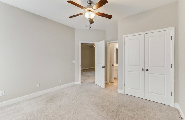 Building Photo - 2005 Kings Gate Ln