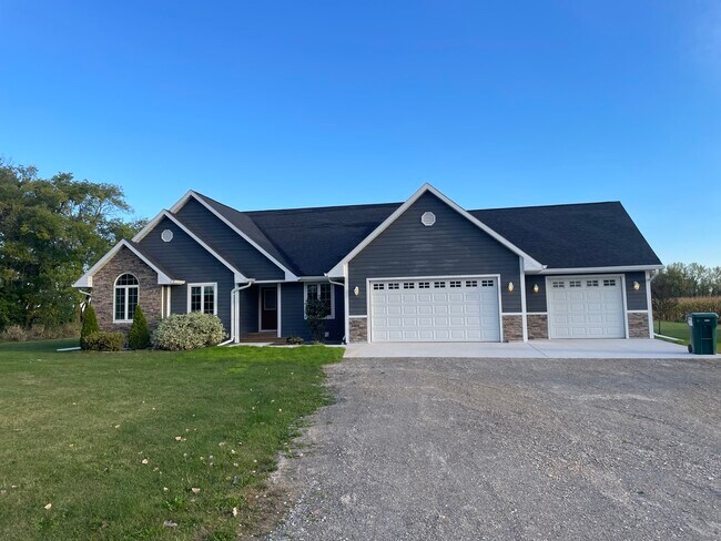 Exterior - 5580 Springbrook Rd