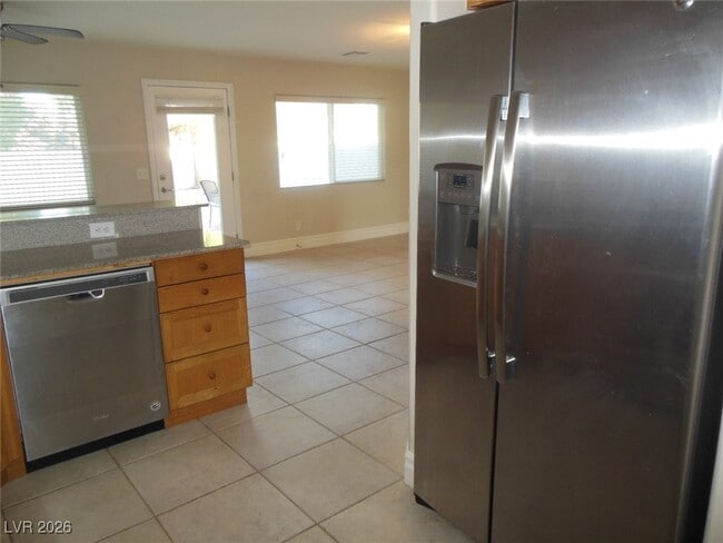 Building Photo - 334 Cart Crossing Way