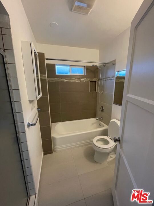 Building Photo - 5346 Rhea Ave