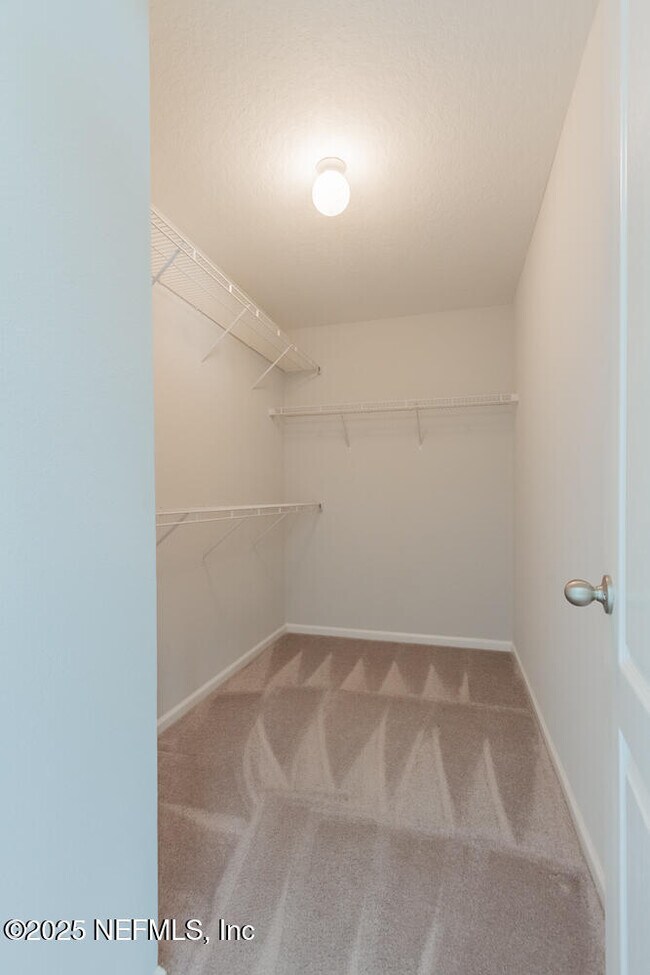 Building Photo - 16326 Hunters Hollow Trail