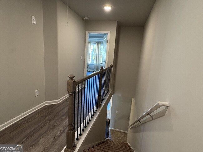 Building Photo - 5125 Fox Den Rd