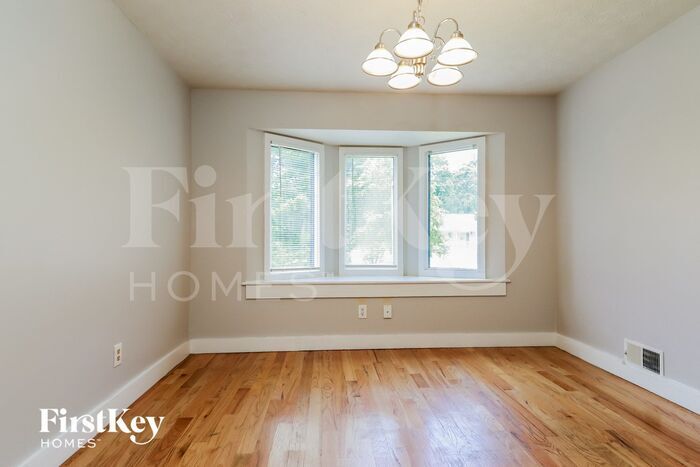 Building Photo - 674 Oak Moss Dr