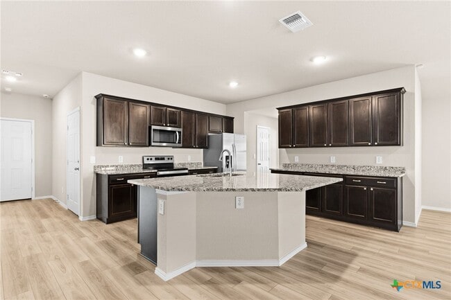 Building Photo - 2345 Merganser Dr