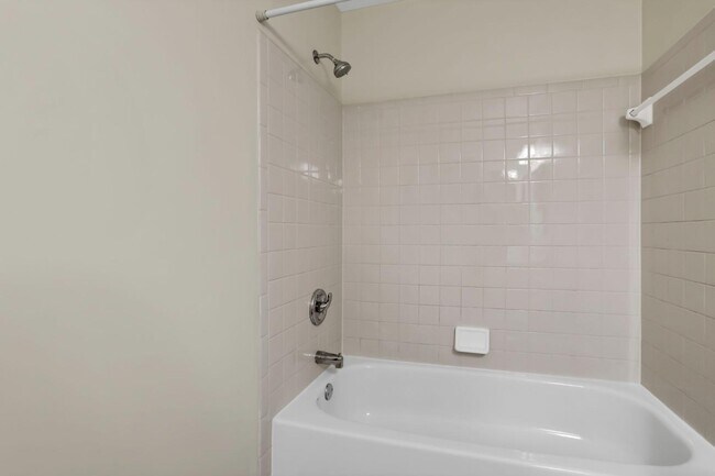 Building Photo - 5541 Mid Day Dr