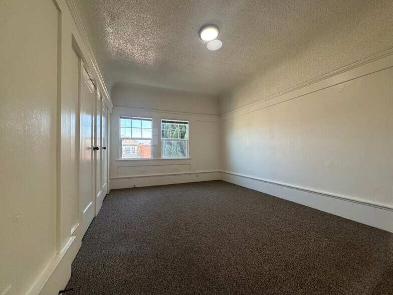 Building Photo - 3641 West St