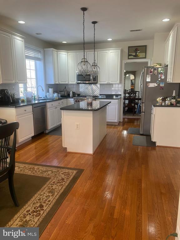 Building Photo - 12429 Willow Falls Dr