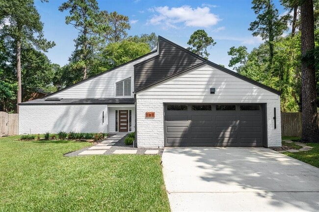 Primary Photo - 11611 Pinyon Pl