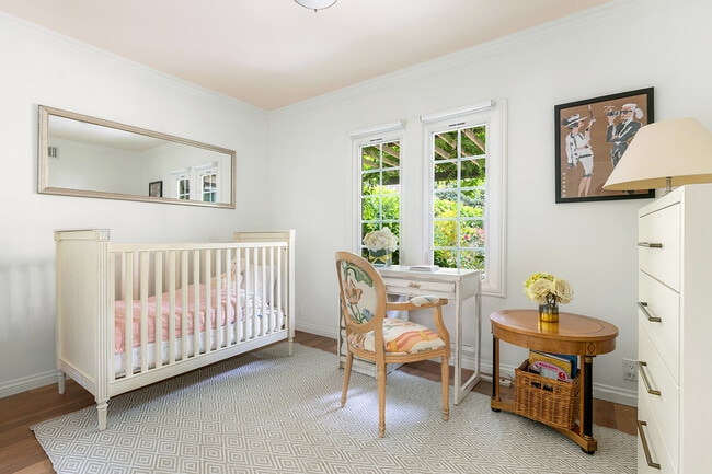 Crib and high chair available - 2173 San Pasqual St