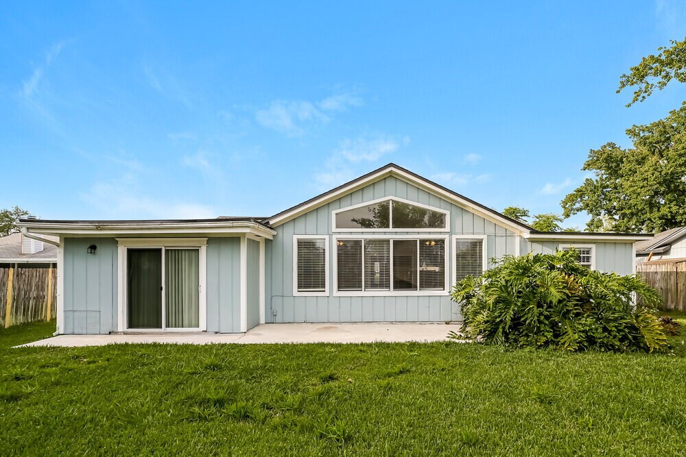 Building Photo - 8410 Spicewood Dr