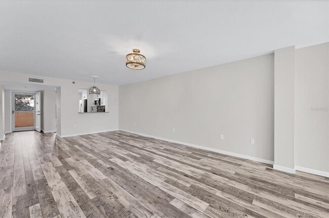 Building Photo - 4530 Pinebrook Cir