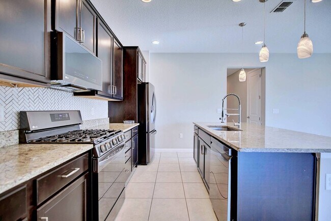 Building Photo - 244 Bella Verano Way