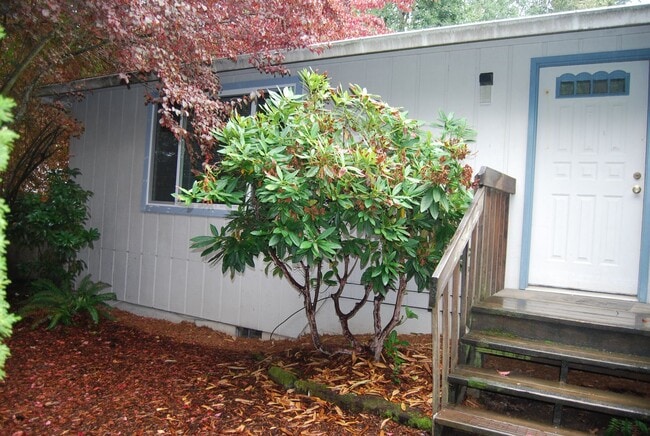 Primary Photo - Charming 2 Bedroom 1.5 Bathroom in Tigard