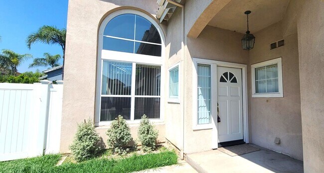 Building Photo - Single Family House - 4 Bedrooms + 2.5 Bat...