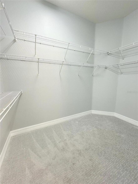 Building Photo - 8899 Eagle Bay Ct