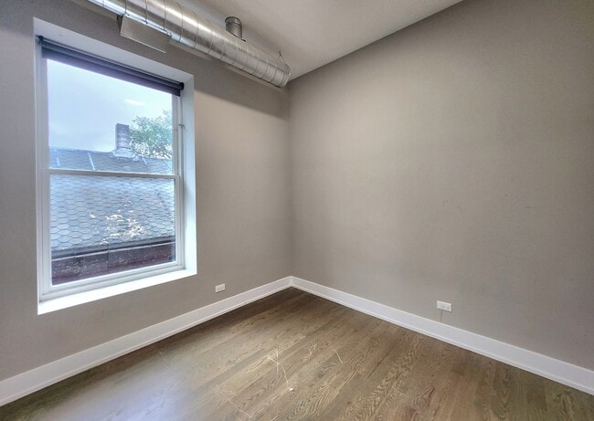 Building Photo - 835 N Wolcott Ave