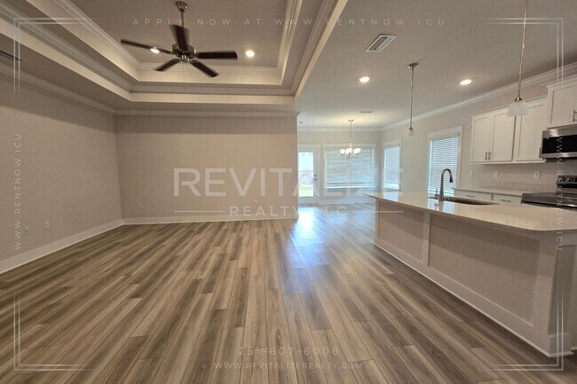 Building Photo - Modern 4BR/3BA Home Near Gulf Shores