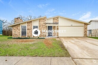 Building Photo - 4210 Coronet Ln