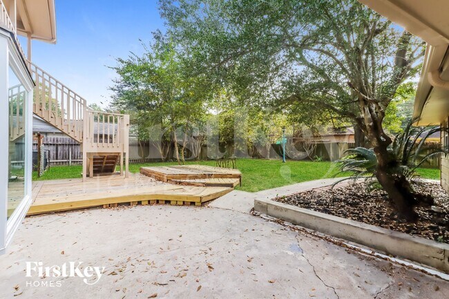 Building Photo - 3823 Glenheather Dr