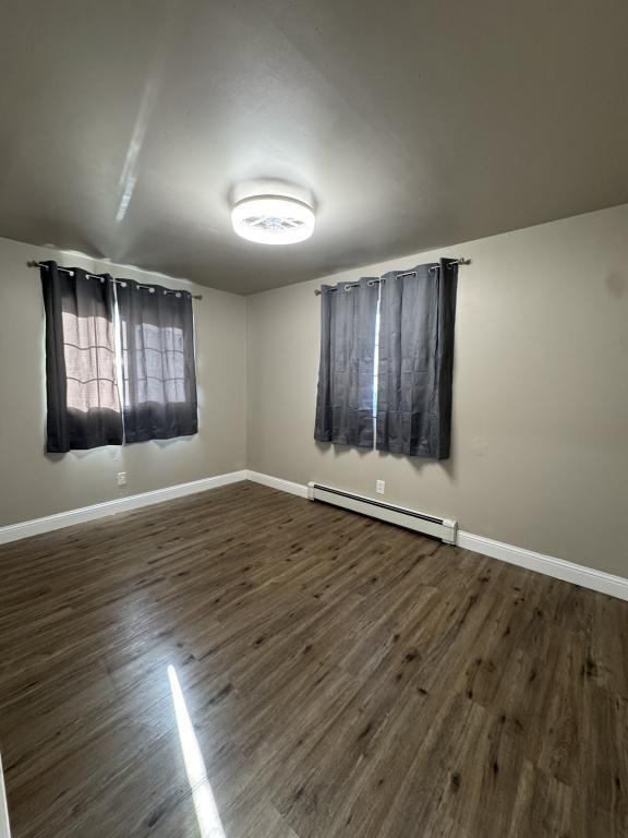 Building Photo - 1934 Crest St