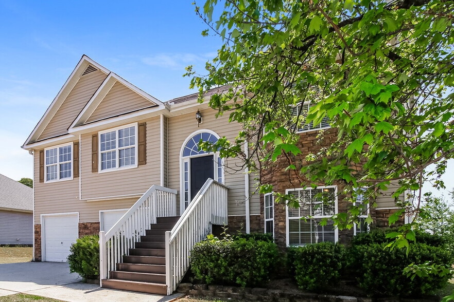 Building Photo - 1309 Kent Manor