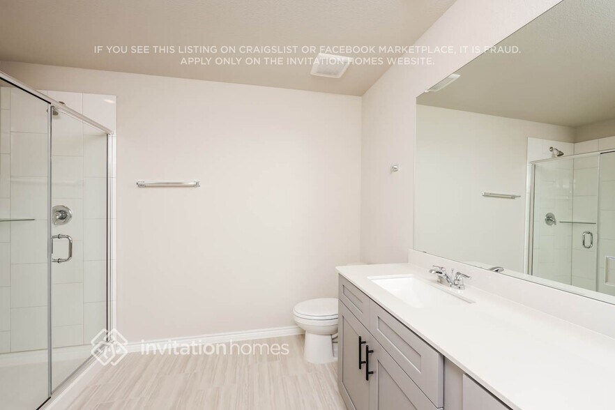 Building Photo - 7175 Blue Jay Way