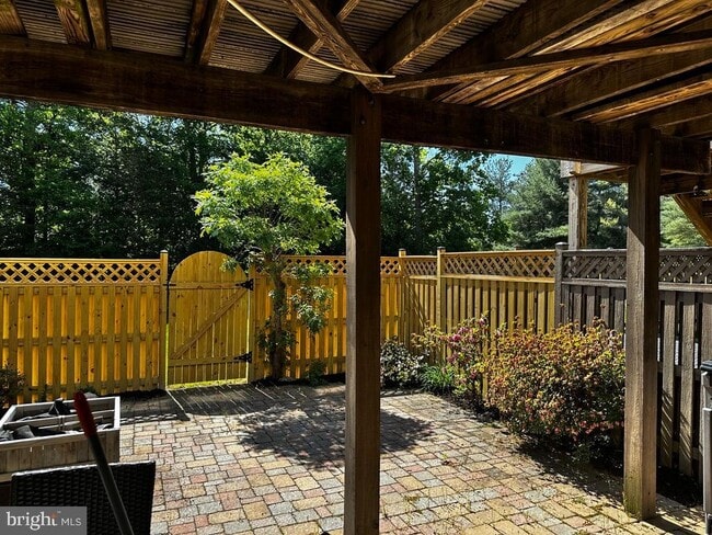 Building Photo - 11593 Nellings Pl