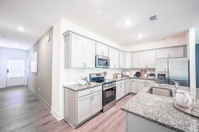 Building Photo - 1298 Mabry St